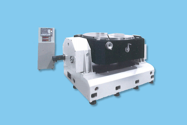 萬(wan)能回轉(zhuan)工作台(tai)3